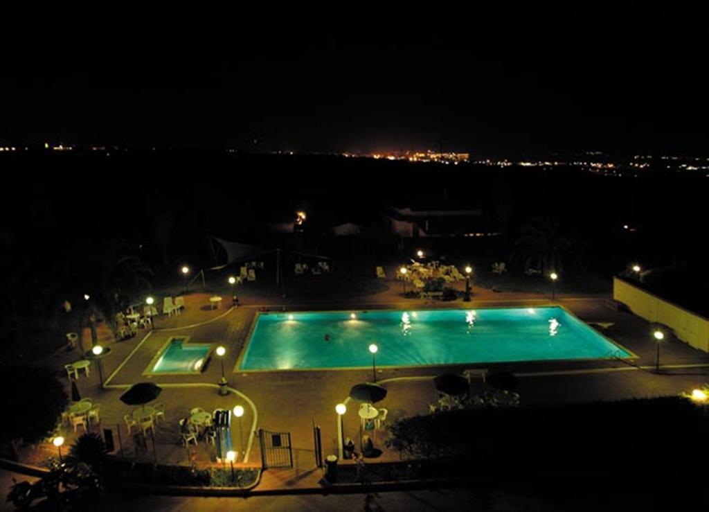 Hotel Relax Сиракузы Экстерьер фото