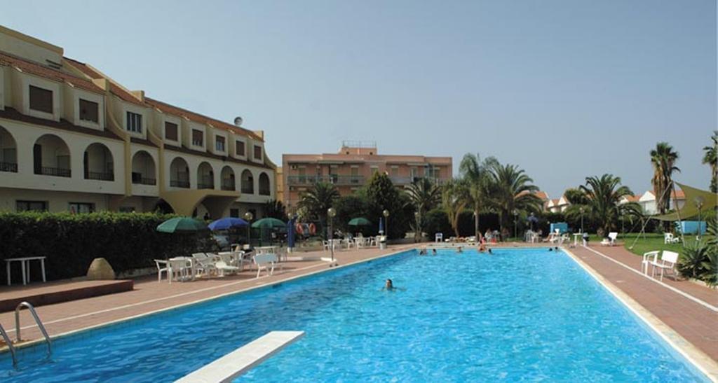 Hotel Relax Сиракузы Экстерьер фото