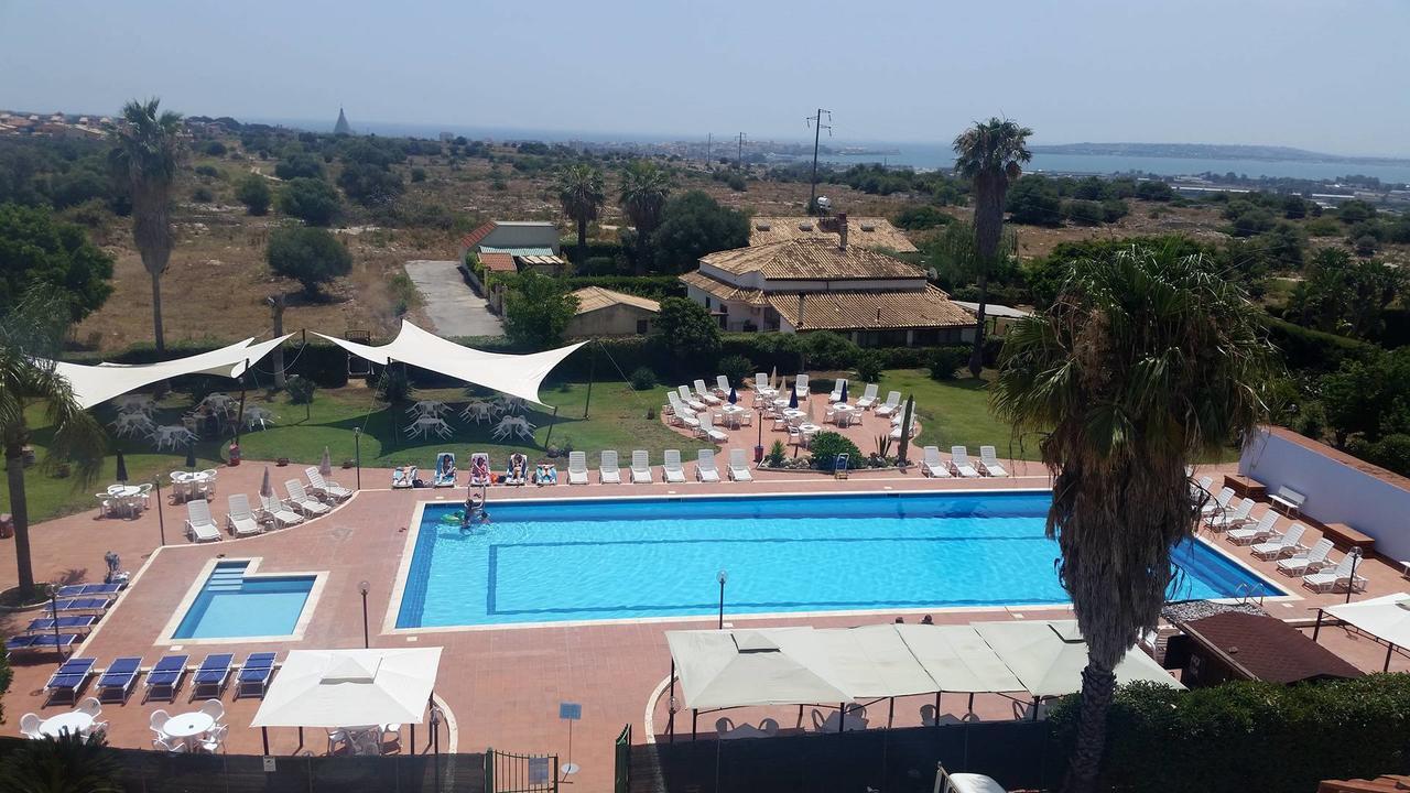 Hotel Relax Сиракузы Экстерьер фото