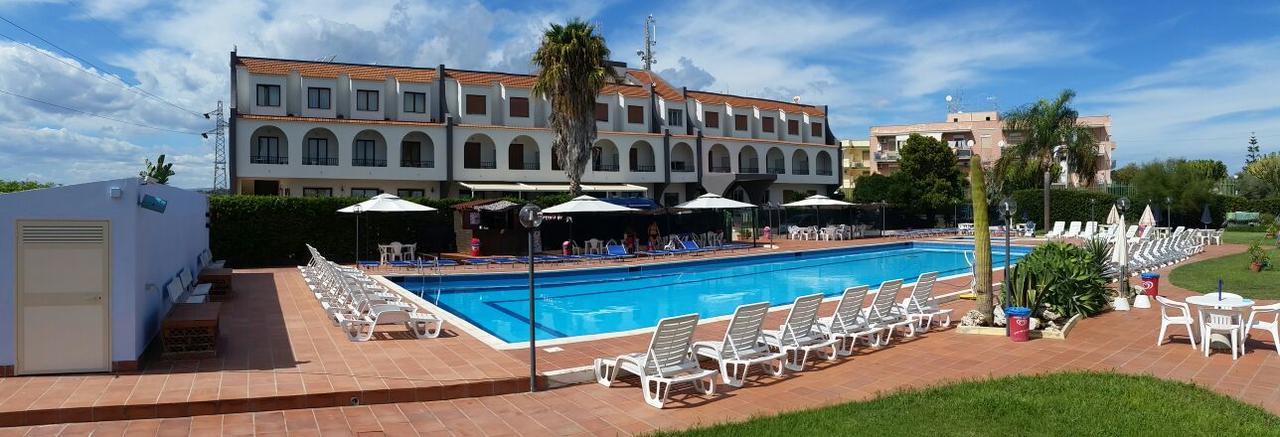 Hotel Relax Сиракузы Экстерьер фото